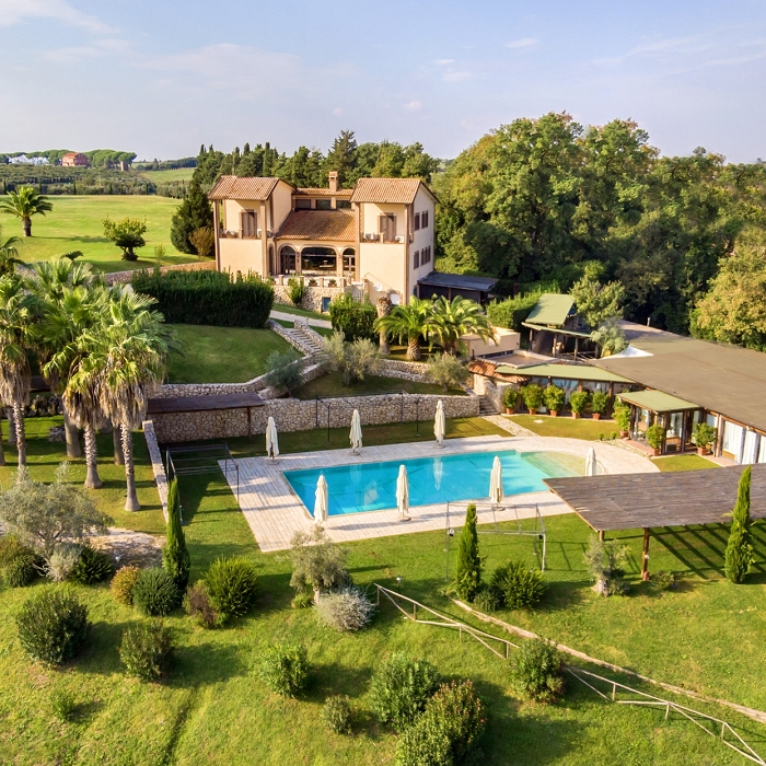 villa romea aprilia